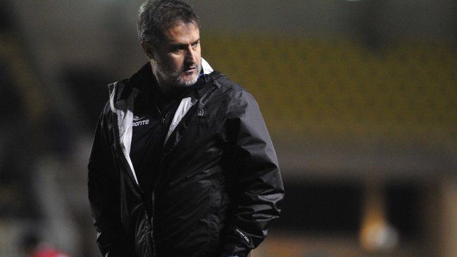 Unión Española oficializó a Fernando Vergara como nuevo entrenador