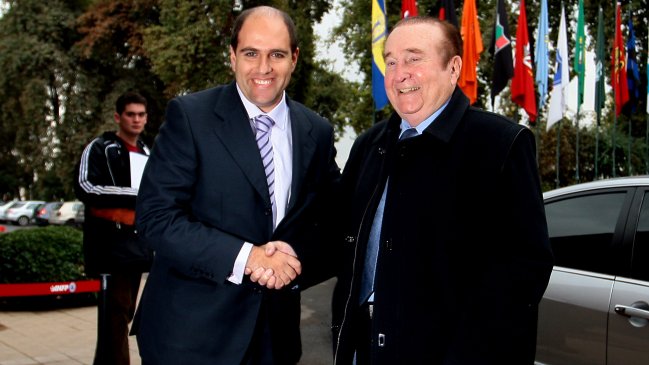 Fiscalía paraguaya abrió proceso de detención contra Nicolás Leoz