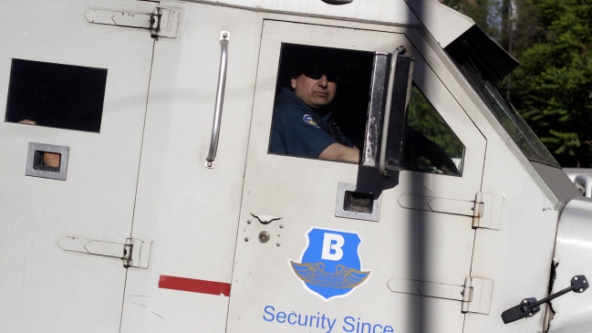Brinks: Trabajadores y empresa se reúnen para destrabar huelga