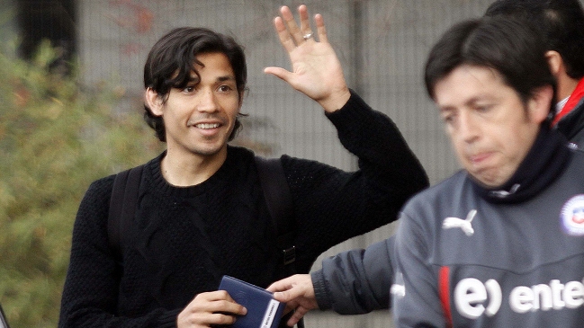 Matías Fernández sufre una contractura en su pierna izquierda