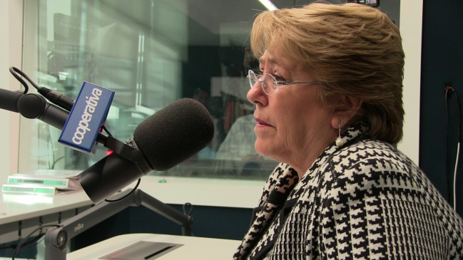 La Presidenta Michelle Bachelet en Cooperativa