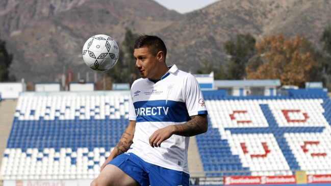 Christian Bravo en su presentación en Universidad Católica: 