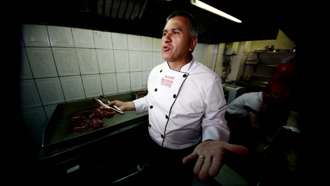 Dueño de restaurante a estudiantes: Capaz que nosotros también salgamos a apoyarlos