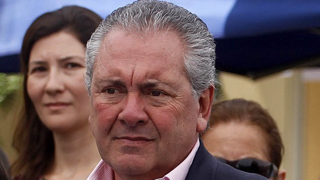 Alcalde Pedro Sabat fue operado de cáncer