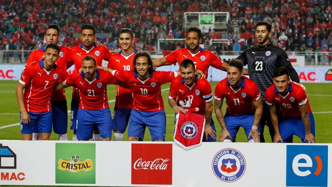 ¿Cuál debe ser la delantera de Chile para el debut en Copa América?
