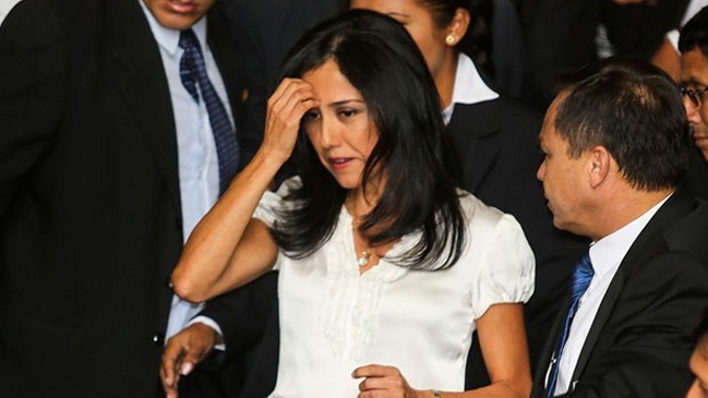 Jueza peruana ordenó suspender investigación contra la esposa de Humala