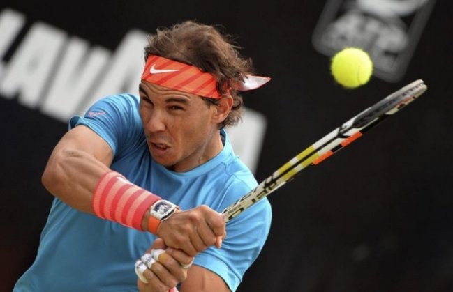 Rafael Nadal debutó con victoria en el pasto de Stuttgart