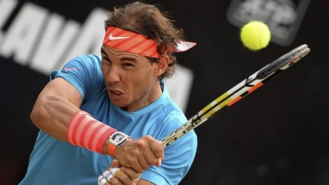 Rafael Nadal debutó con victoria en el pasto de Stuttgart