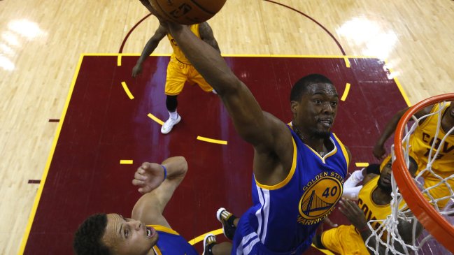 Golden State Warriors logró contundente victoria ante Cleveland Cavaliers