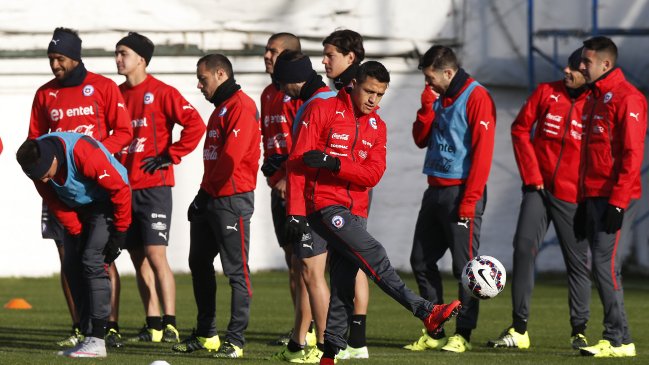 Eduardo Vargas volverá a la titularidad frente a México