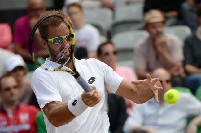 Viktor Troicki superó a Marin Cilic y enfrentará a Rafael Nadal en la final de Stuttgart