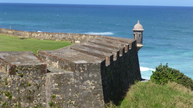 Prohíben el uso de drones en edificaciones históricas del Viejo San Juan
