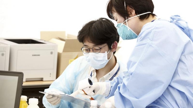 Las dos Coreas se enfrentan en acusaciones por responsabilidad frente al coronavirus