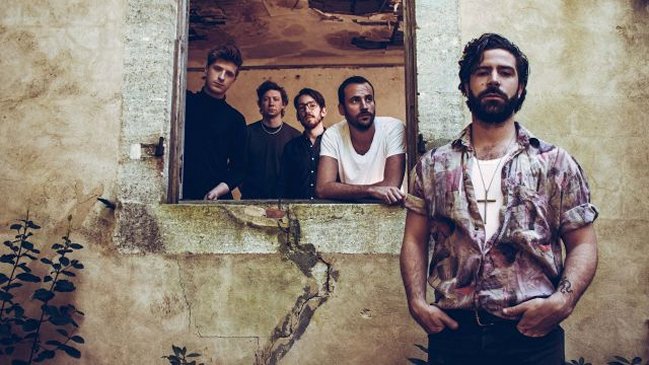 Foals estrena adelanto de su nuevo disco: 