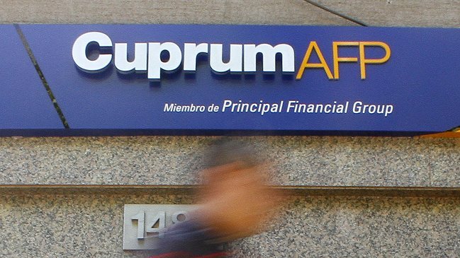 Diputados aprobaron comisión investigadora por fusión de AFPs Cuprum y Argentum