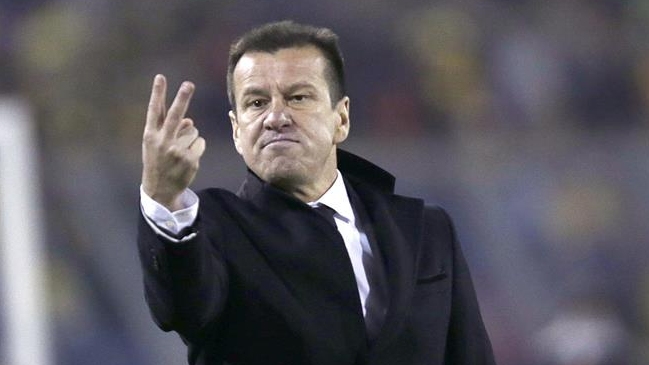 Dunga: Enrique Osses no sabía cómo controlar el partido