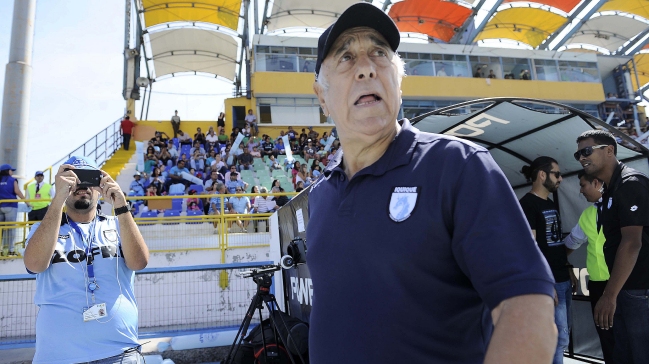 Nelson Acosta defendió decisión de Sampaoli: El lo siente así y hay que respetarlo