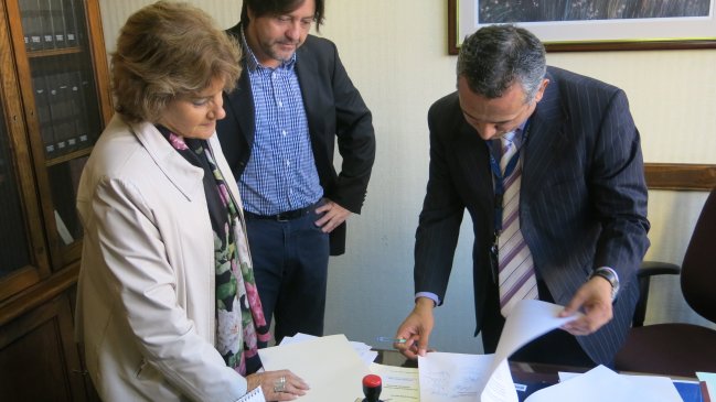 Diputados proponen tope legal a alza de pasajes en festivos