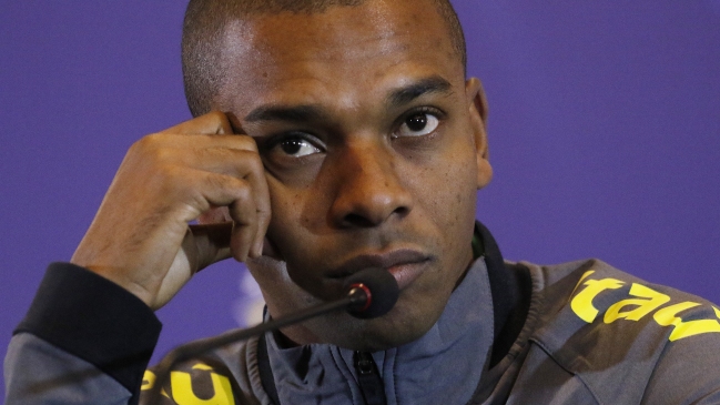 Fernandinho: Expulsión no pondrá en jaque la reputación de Neymar