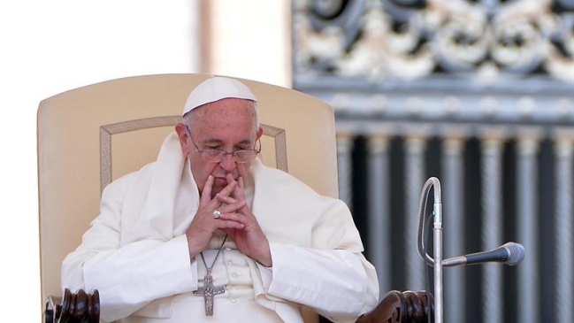 Papa calificó al desempleo juvenil como la 