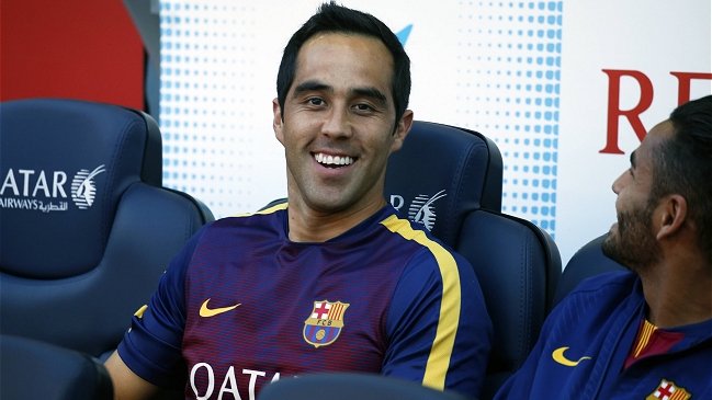 Claudio Bravo demandó a FC Barcelona por comisión de su traspaso