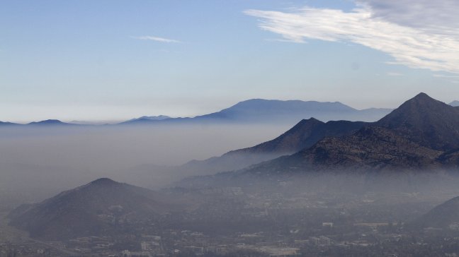 Intendencia decretó preemergencia para este martes en Santiago