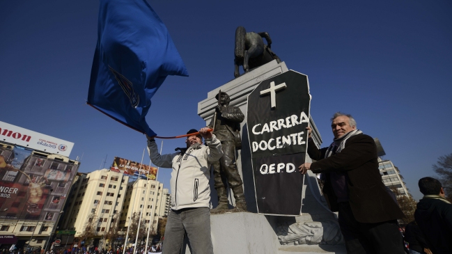 Secretario general del Colegio de Profesores: 