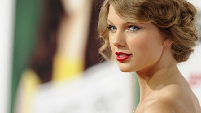 Un fotógrafo acusa a Taylor Swift de 