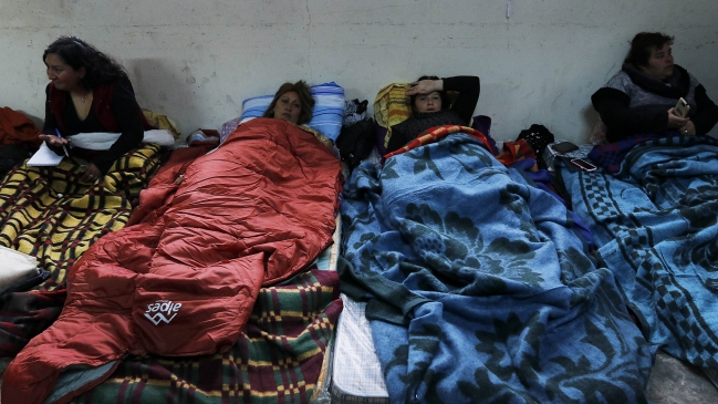 Valparaíso: Anuncian acuerdo con damnificados del megaincendio en huelga seca