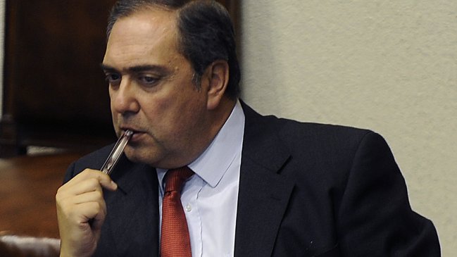 Corte Suprema confirmó desafuero del senador Carlos Bianchi