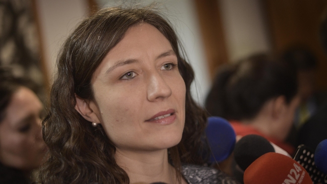 Mineduc llamó a alcaldes a recandelarizar clases y adelantar vacaciones