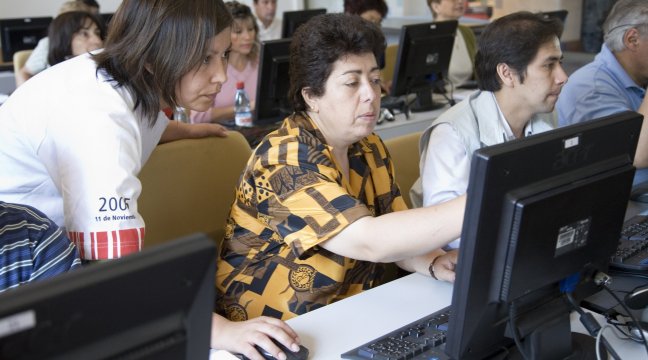 Programa BiblioRedes entrega nueva oferta de cursos gratuitos vía e-learning