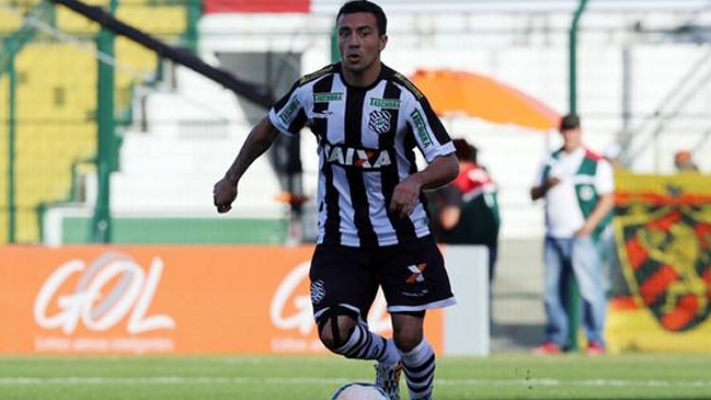 Figueirense de Roberto Cereceda cayó ante Corinthians