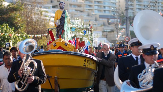 Así se celebra la fiesta de San Pedro en las costas chilenas