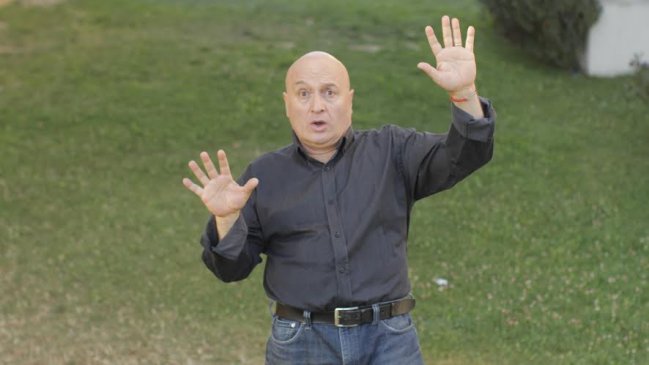 Humorista Ricardo Meruane presenta 