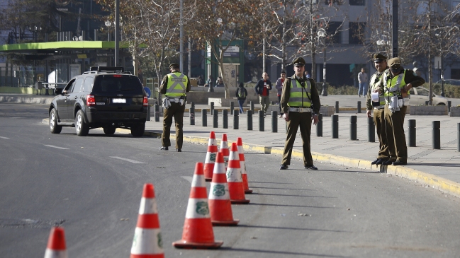 Senador PPD propuso aplicar restricción permanente a autos catalíticos
