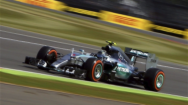 Rosberg comenzó como el más rápido en Silverstone