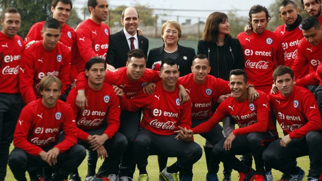 Presidenta Michelle Bachelet recibirá a los campeones de América en La Moneda