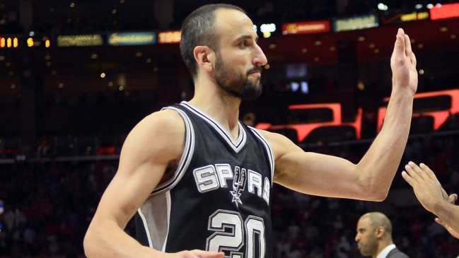 Emanuel Ginóbili anunció que seguirá jugando en San Antonio Spurs