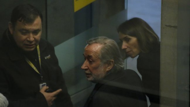 Juez decretó arresto domiciliario total y arraigo nacional para Jovino Novoa