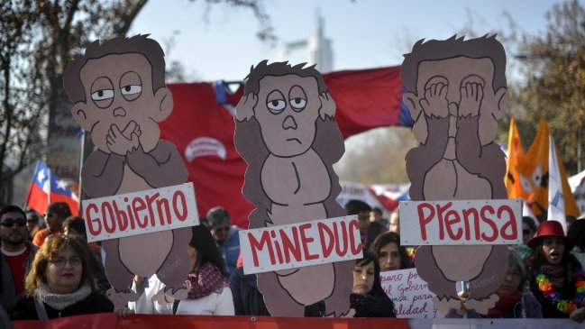 Reforma educacional: Indefiniciones aumentan críticas de los estudiantes