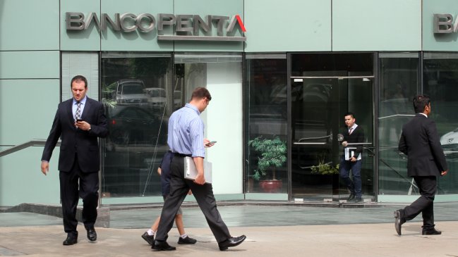 Banco Penta acordó vender sus negocios a Banco de Chile y Security