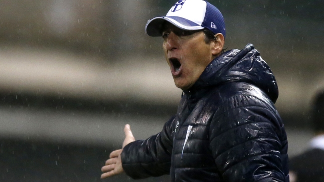 Mario Salas tras derrota de la UC ante Audax: Asumo el error y la responsabilidad