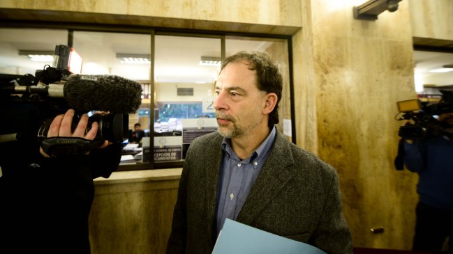 Senador Girardi solicitó poner urgencia a ley antitabaco