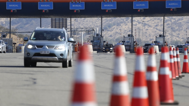 Fin de semana sándwich: 220 mil vehículos han dejado la capital