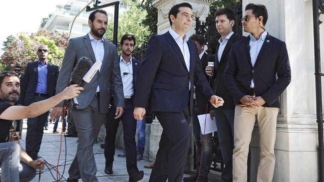 Presidente Griego renovó su gabinete en busca de estabilidad