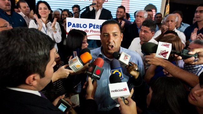 Opositor venezolano no podrá ejercer cargos públicos en 10 años