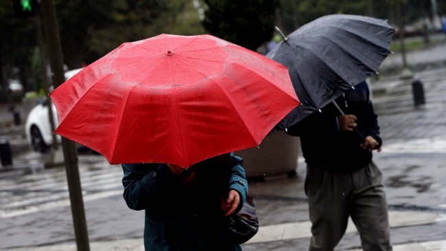 Este domingo se registrarán precipitaciones en Santiago