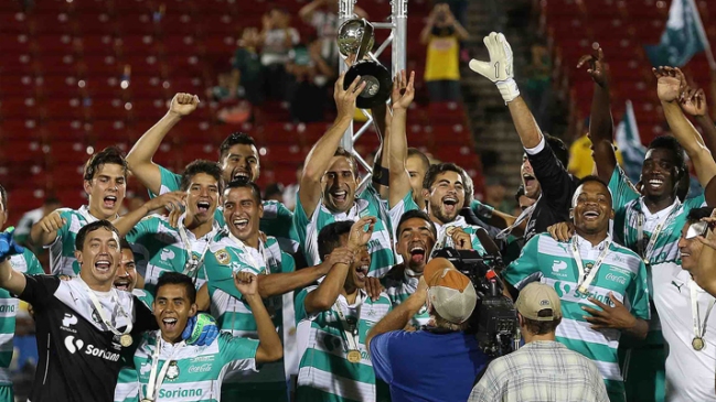 Santos Laguna y Puebla ganaron títulos en el fútbol mexicano