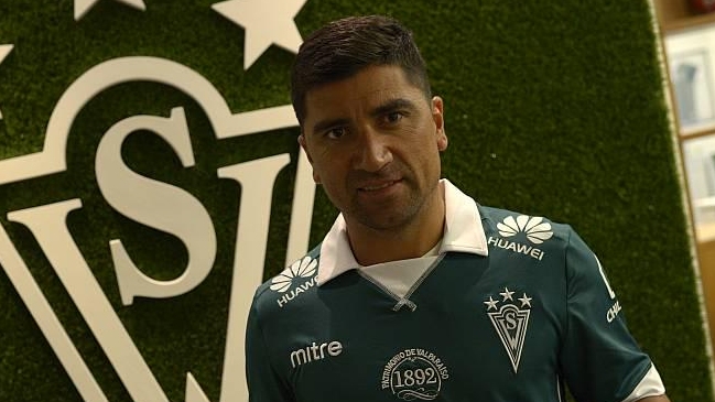 Gran expectación entre hinchas de Santiago Wanderers por presentación de David Pizarro